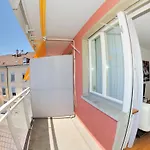 Cozy 1br Near With Balcony - Mill 422 Apartment