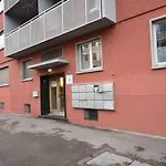 Apartment Cozy 1br Near With Balcony - Mill 422 *