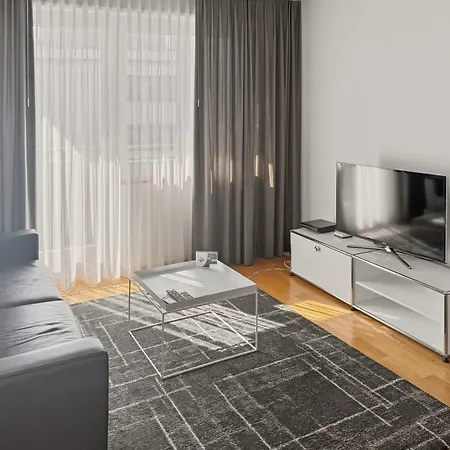 Cozy 1br Near With Balcony - Mill 422 Apartment