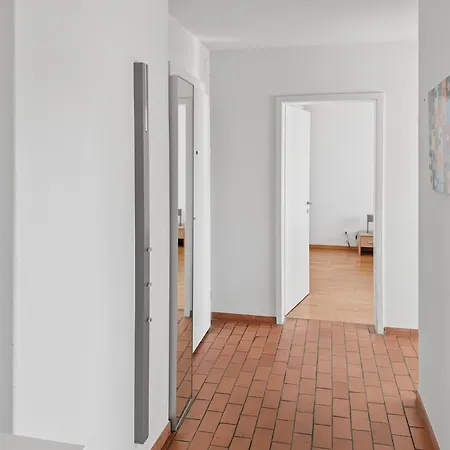 Cozy 1br Near With Balcony - Mill 422 Apartment Zurich