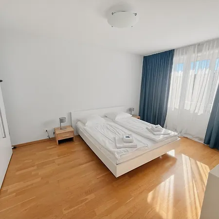 Cozy 1br Near With Balcony - Mill 422 *