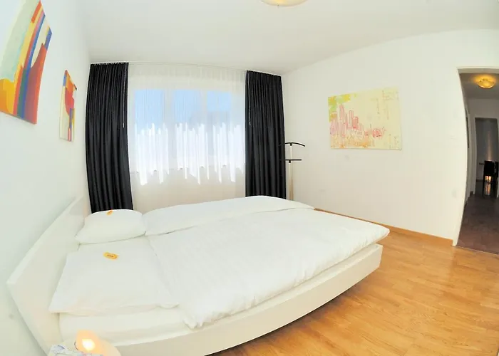 Lejlighed Cozy 1br Near With Balcony - Mill 422